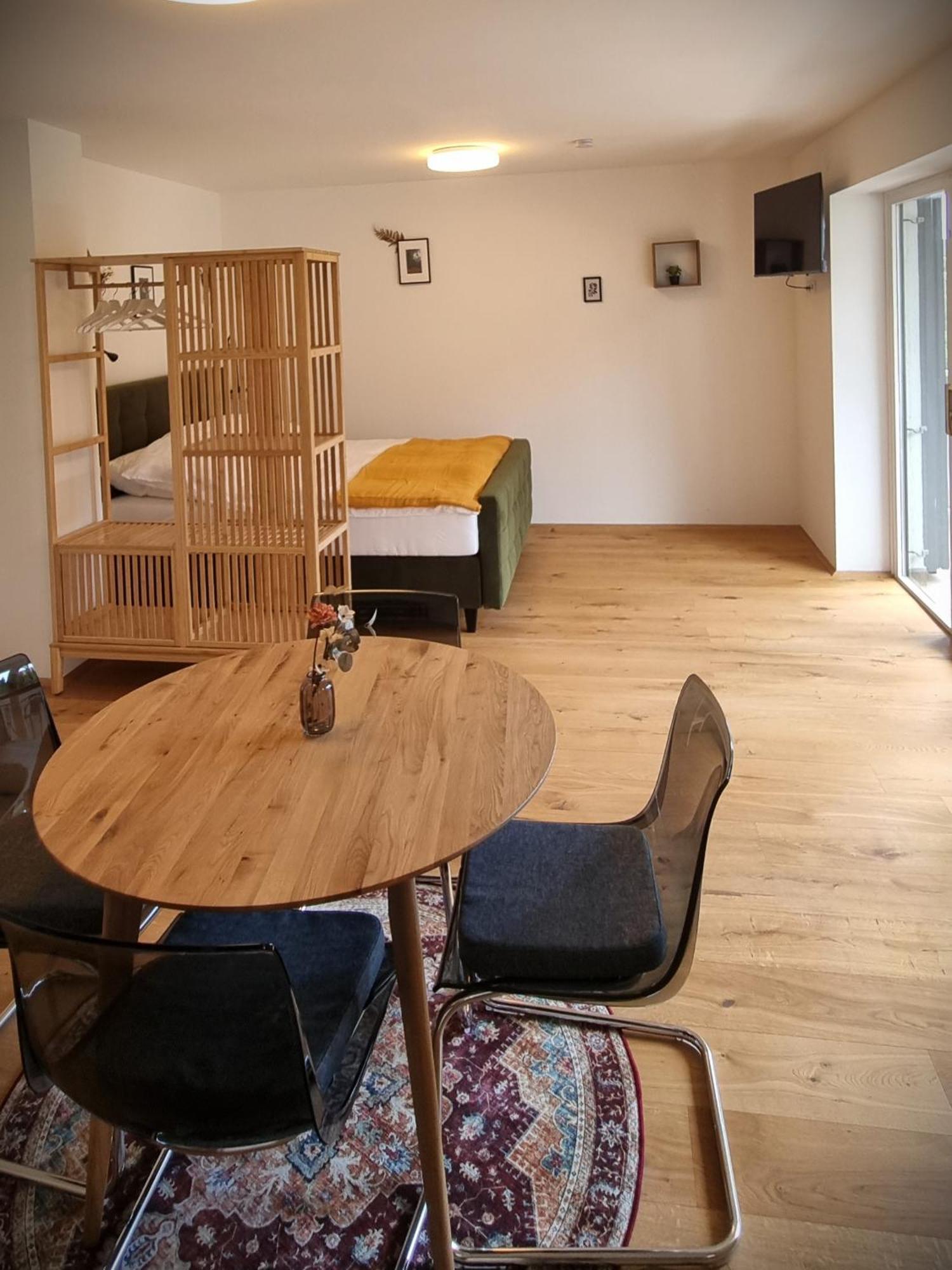Apartments In Грац Екстериор снимка